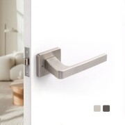 {=strip_tags(..goods_name)}